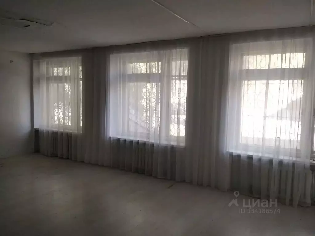 Помещение свободного назначения в Башкортостан, Туймазы ул. ... - Фото 2