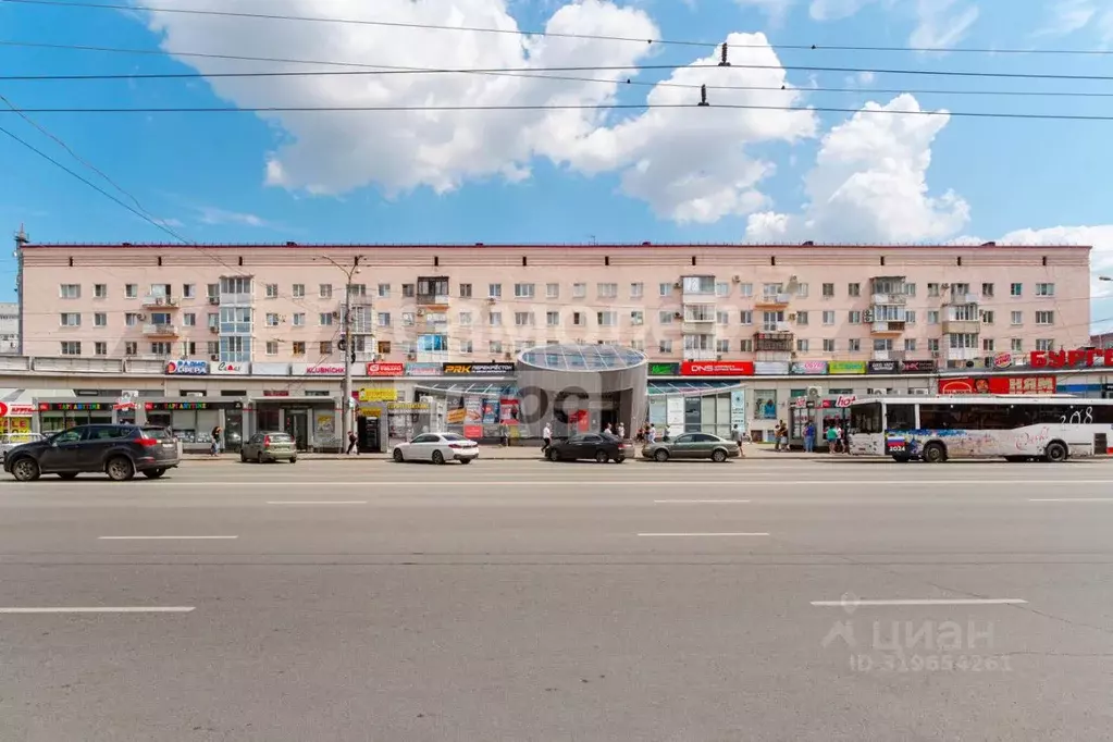 2-к кв. Омская область, Омск просп. Карла Маркса, 29А (43.0 м) - Фото 0