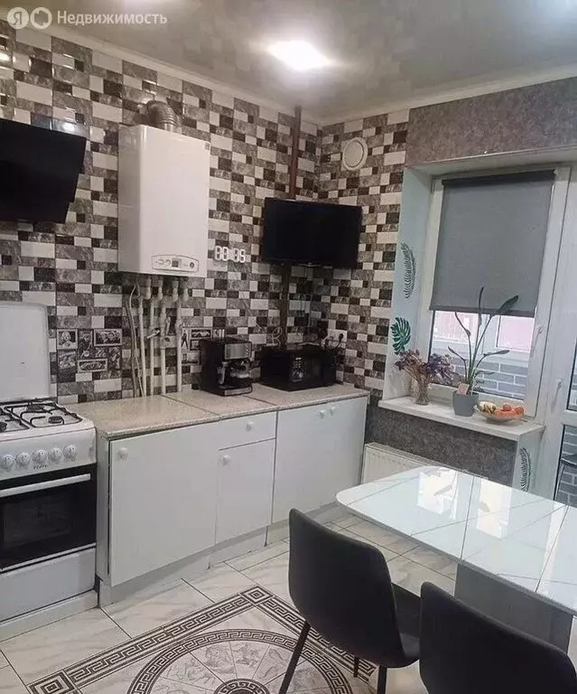 2-комнатная квартира: Калининград, Печатная улица, 21Б (56.4 м) - Фото 1