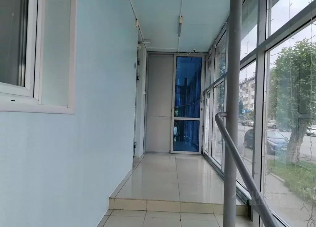 Помещение свободного назначения в Свердловская область, Серов ул. ... - Фото 2