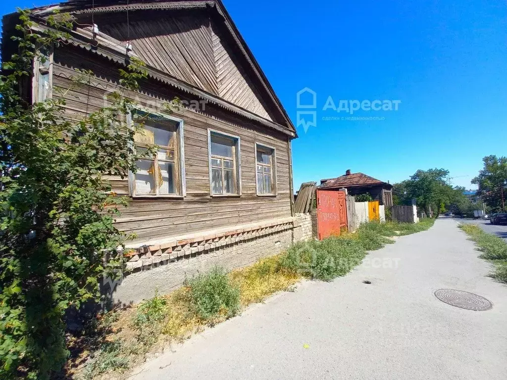 Дом в Волгоградская область, Волгоград Новоузенская ул. (54 м) - Фото 0