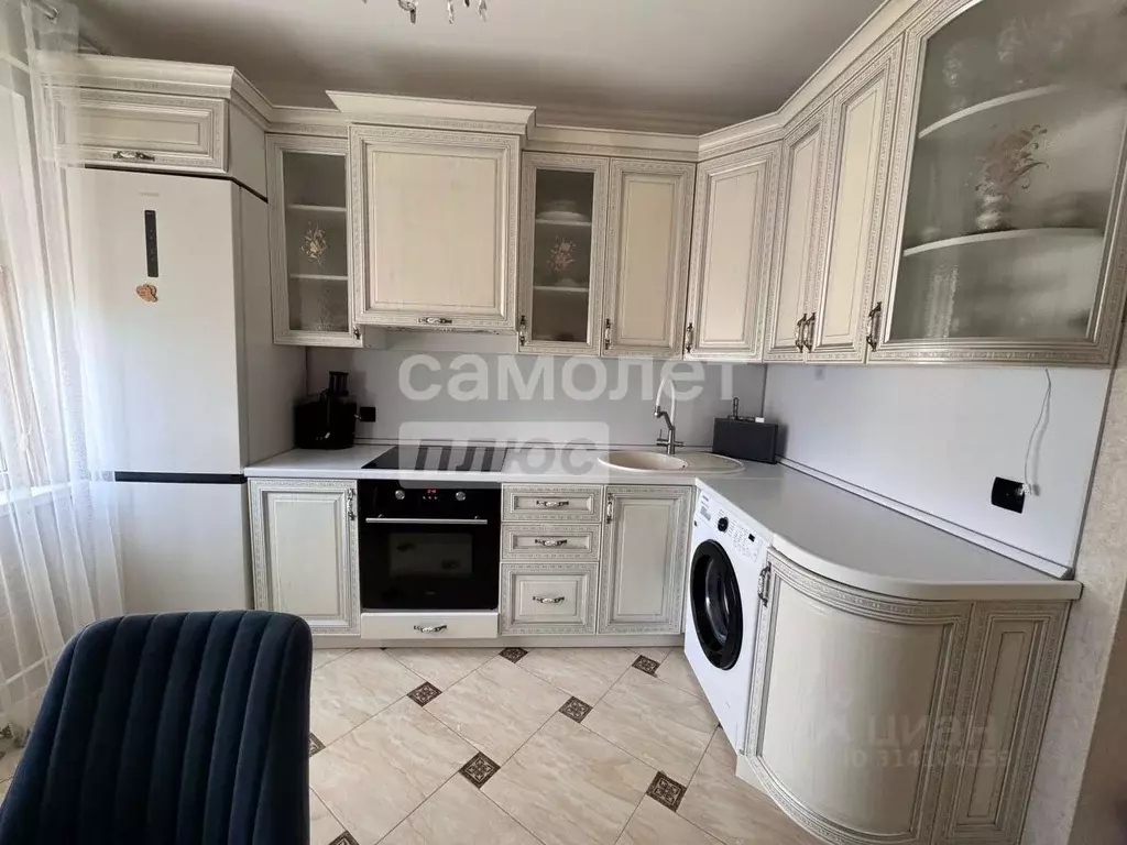 3-к кв. Дагестан, Каспийск просп. Акулиничева, 13 (80.0 м) - Фото 0
