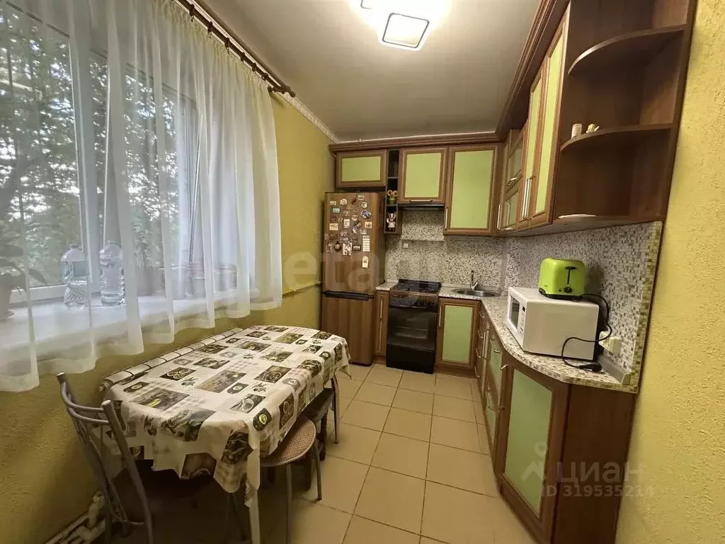 2-к кв. Брянская область, Почеп Юбилейный пер., 6 (48.7 м) - Фото 0