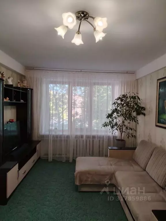 2-к кв. Санкт-Петербург ул. Замшина, 38 (41.8 м) - Фото 0