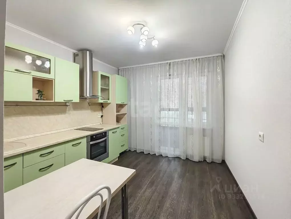 1-к кв. Тюменская область, Тюмень ул. Ю.-Р.Г. Эрвье, 26 (35.9 м) - Фото 1