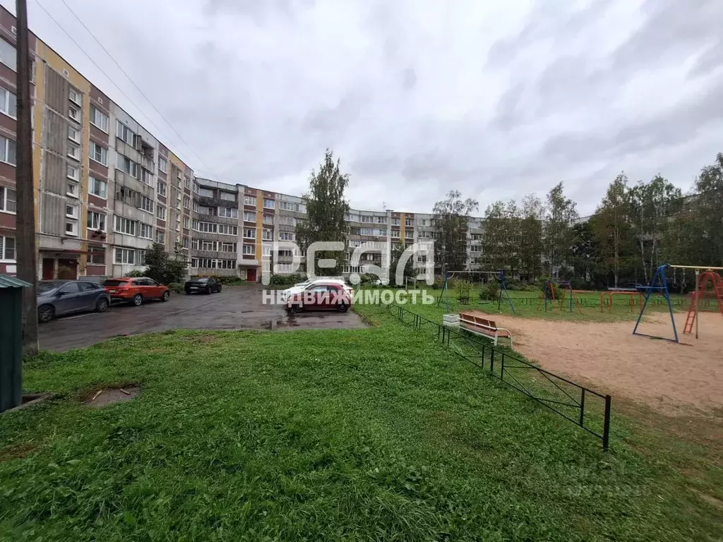 3-к кв. Ленинградская область, Гатчина просп. 25 Октября, 52 (73.7 м) - Фото 1