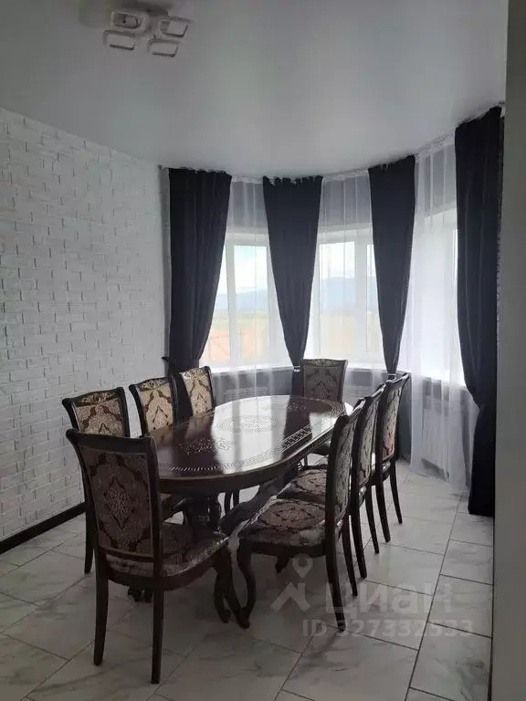 Дом в Алтай, Усть-Коксинский район, с. Баштала Солнечная ул., 1А (90 ... - Фото 1