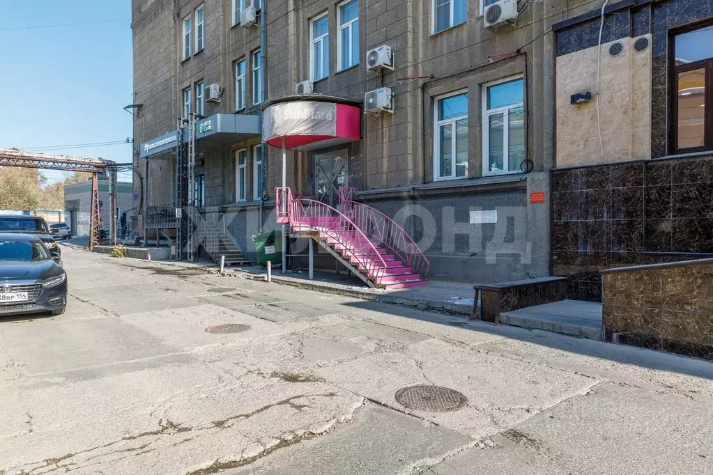 Помещение свободного назначения в Новосибирская область, Новосибирск ... - Фото 0