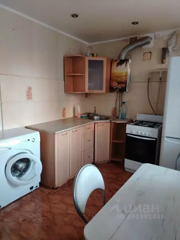 2-к кв. Пермский край, Пермь Заречная ул., 157 (40.0 м) - Фото 2