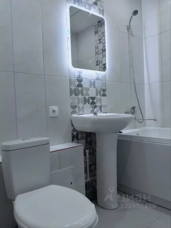 2-к кв. Ярославская область, Ярославль просп. Фрунзе, 69 (44.9 м) - Фото 2