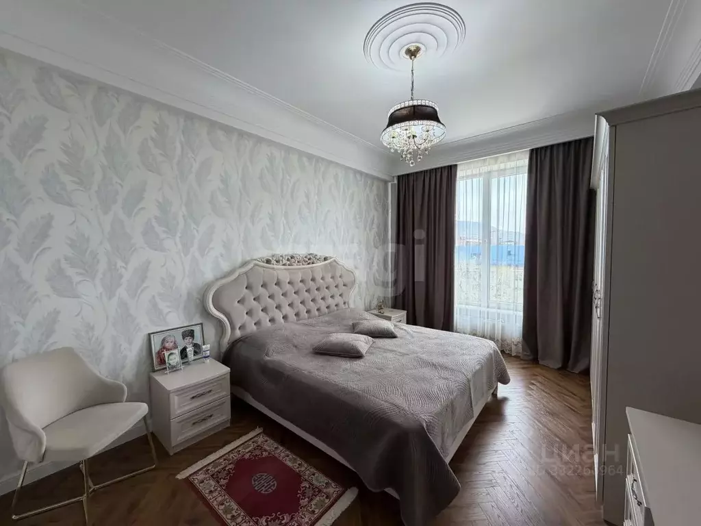 3-к кв. Дагестан, Махачкала ул. Ирчи Казака, 128В (114.0 м) - Фото 1