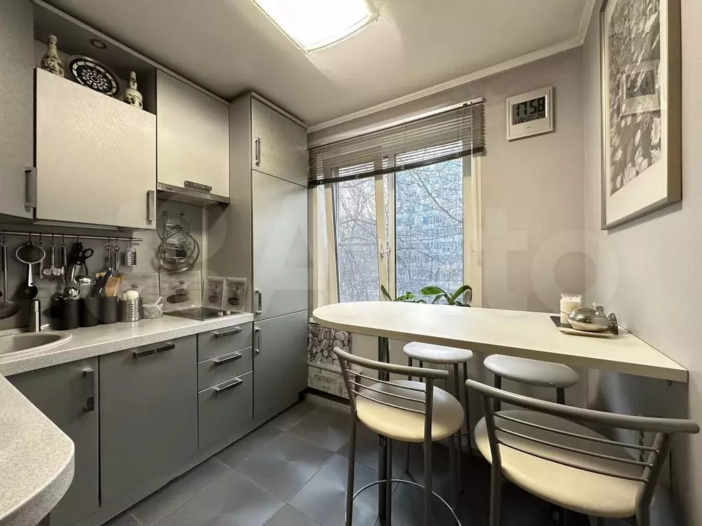 3-к. квартира, 59 м, 2/9 эт. - Фото 0