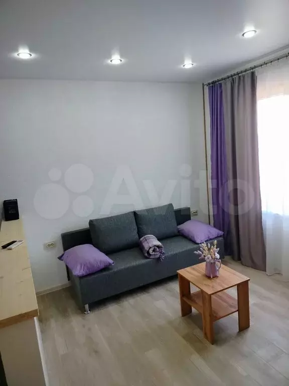 Комната 36 м в 2-к., 1/1 эт. - Фото 1