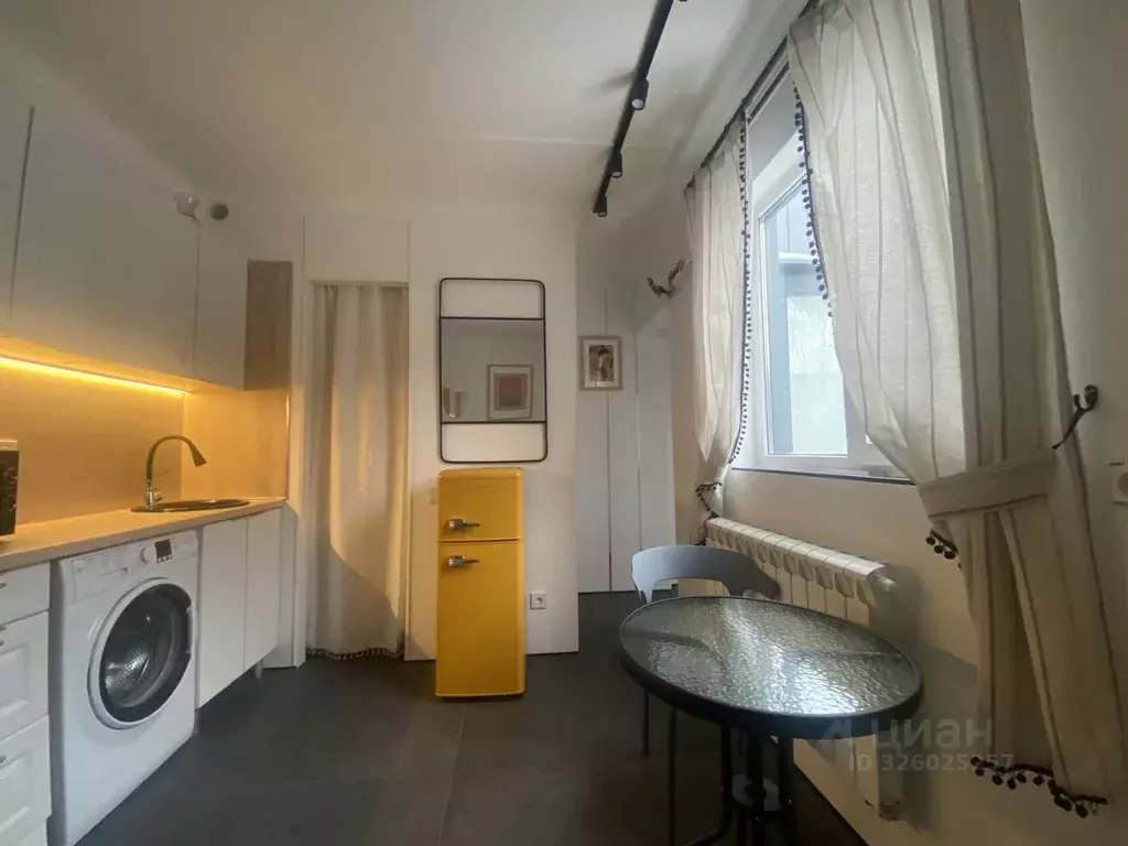 Студия Москва д. Саларьево, ул. Тихоновская, 14 (14.0 м) - Фото 1