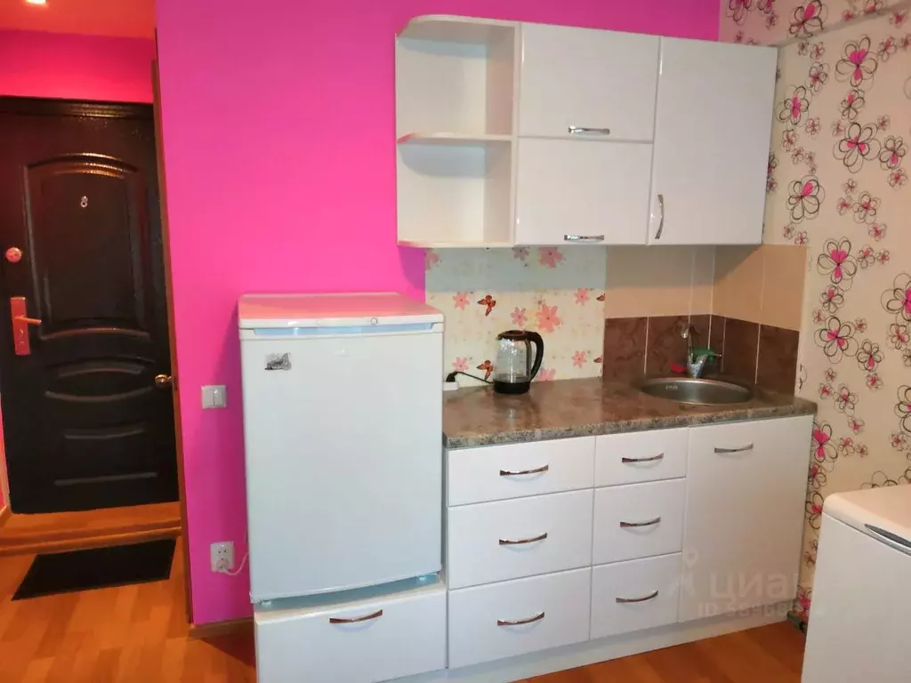 Студия Красноярский край, Красноярск ул. Анатолия Гладкова, 7 (18.0 м) - Фото 0