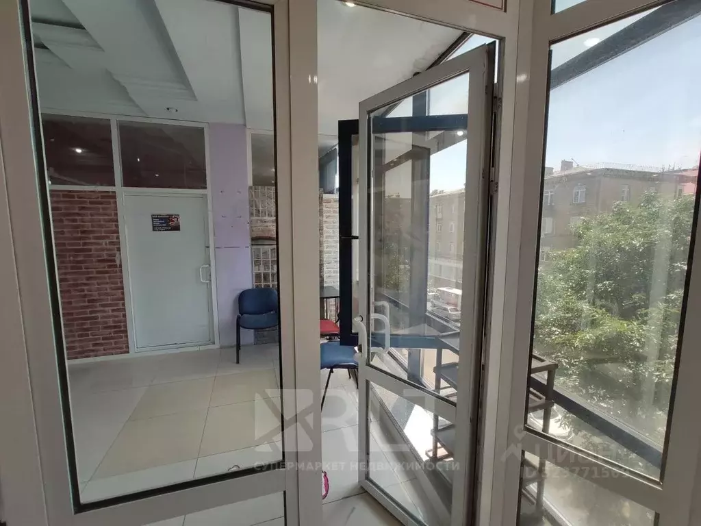 Офис в Дагестан, Махачкала ул. Коркмасова, 27А (25 м) - Фото 2