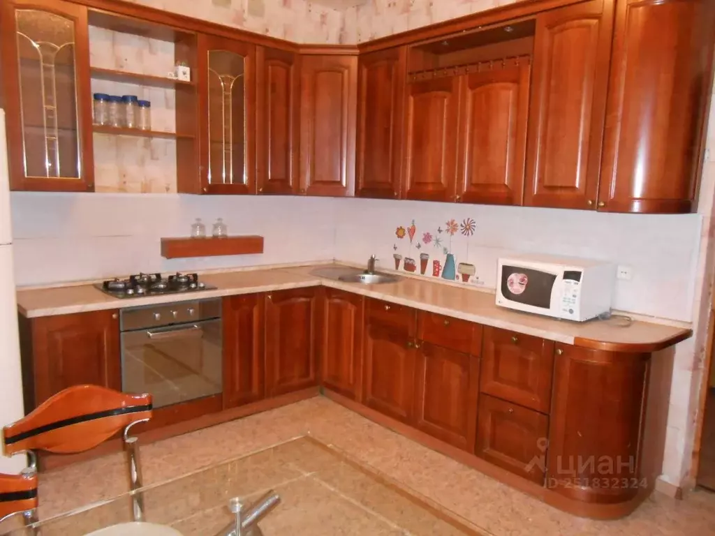 Коттедж в Астраханская область, Астрахань Романтический пер. (240 м) - Фото 1