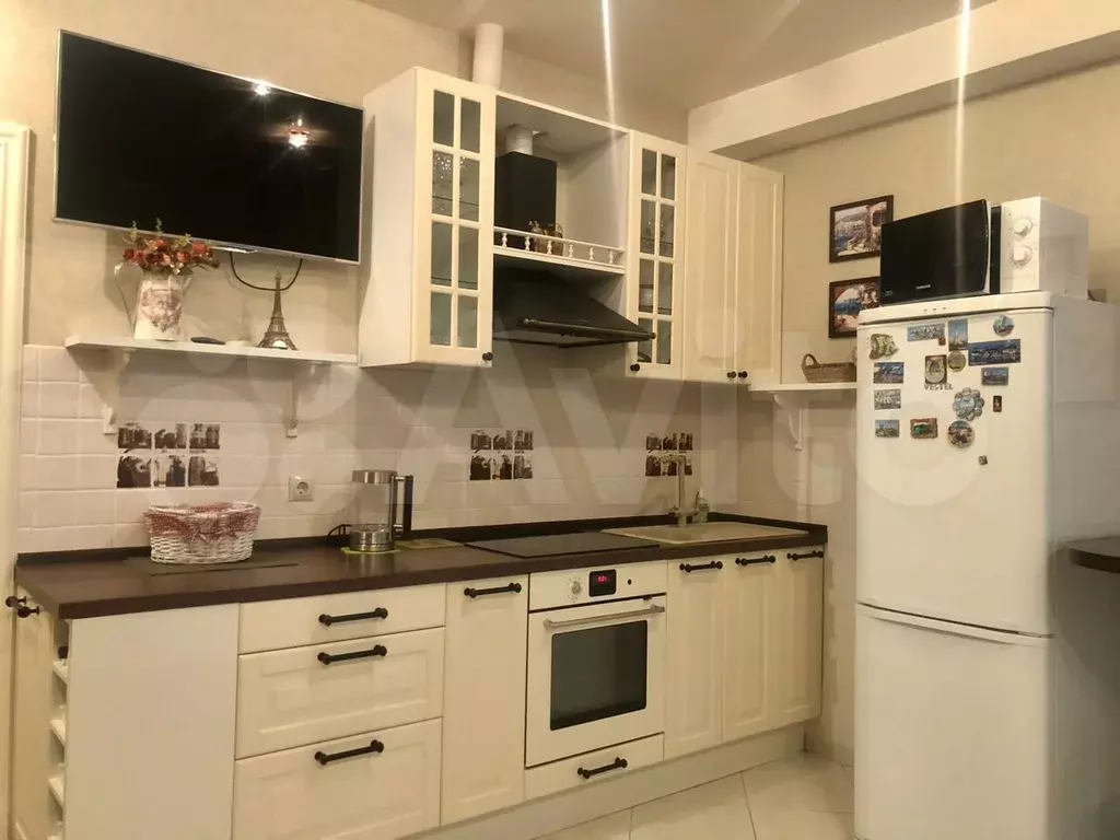 2-к. квартира, 54 м, 2/4 эт. - Фото 1