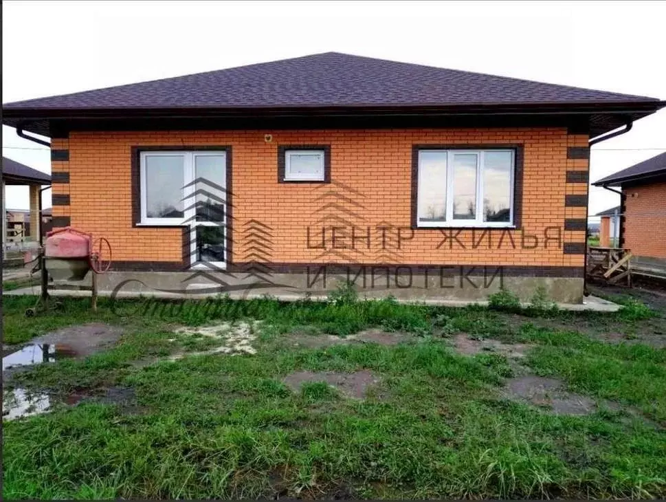 Коттедж в Белгородская область, Старооскольский городской округ, с. ... - Фото 1
