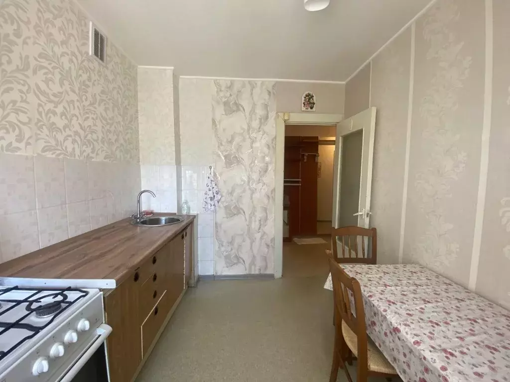 3-к кв. Чувашия, Чебоксары ул. Афанасьева, 12 (66.0 м) - Фото 2