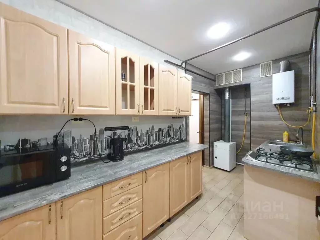 Дом в Белгородская область, Белгород ул. 2-я Центральная, 6 (100 м) - Фото 1