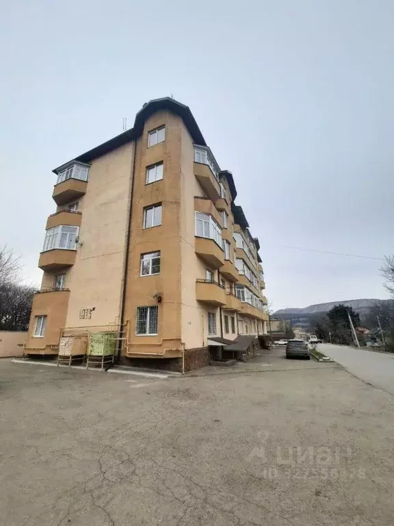 1-к кв. Ставропольский край, Кисловодск ул. Калинина, 10А (36.2 м) - Фото 1