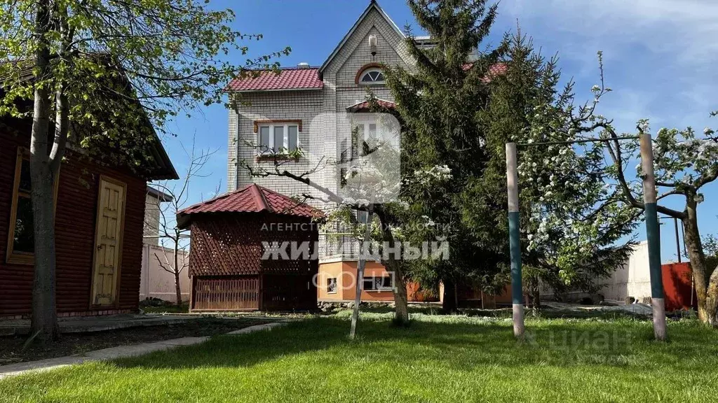 Дом в Саратовская область, Энгельсский район, Красноярское ... - Фото 1