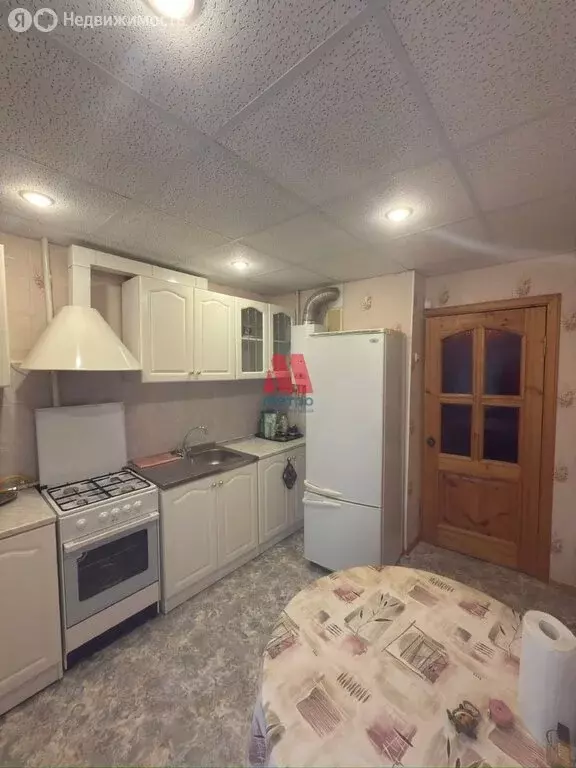 2-комнатная квартира: Рыбинск, Пархинская улица, 63 (47.3 м) - Фото 1