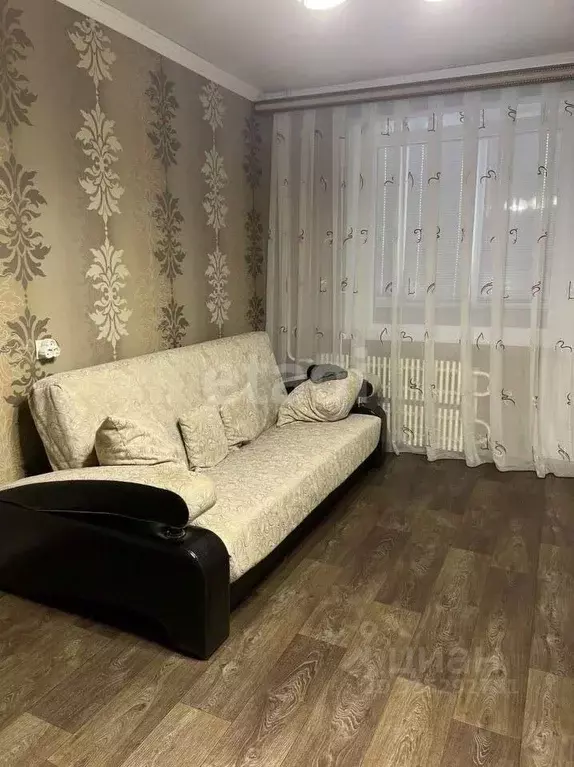 1-к кв. Белгородская область, Старый Оскол Королева мкр, 1А (37.3 м) - Фото 0