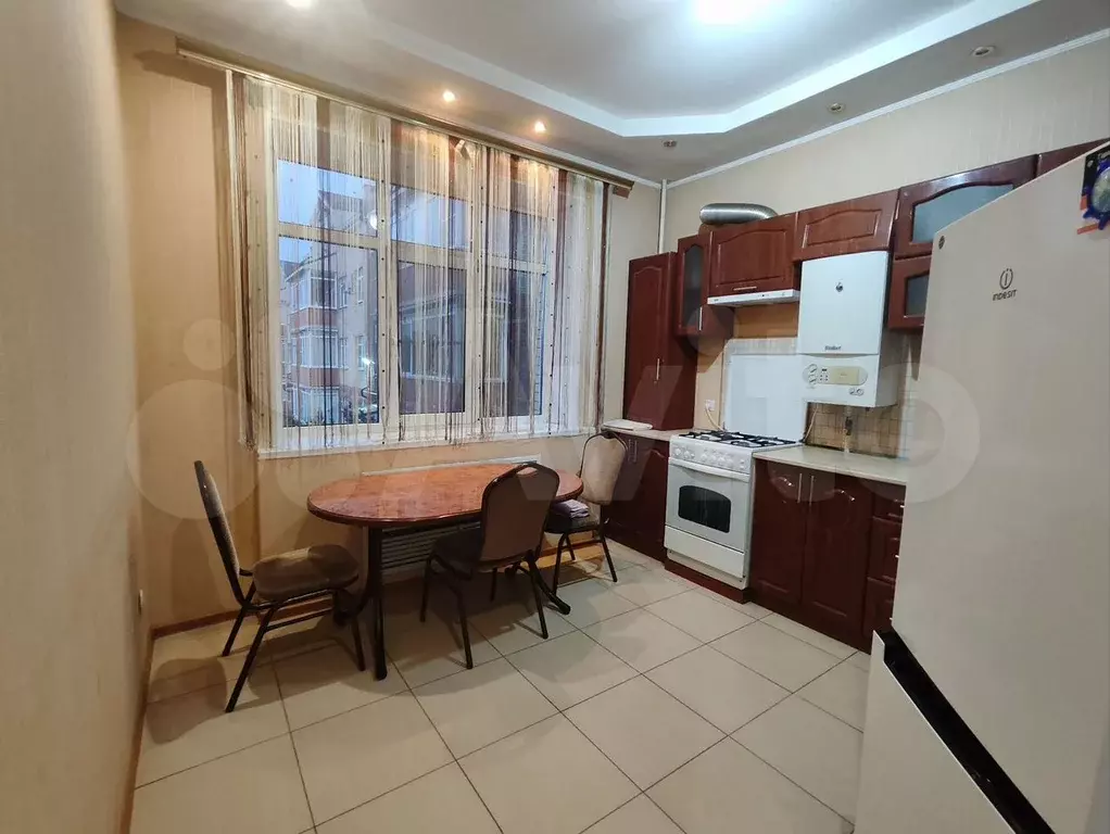 3-к. квартира, 96 м, 2/4 эт. - Фото 0