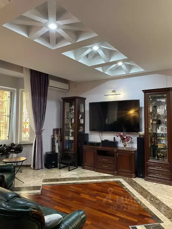 3-к кв. Краснодарский край, Сочи Центральный мкр, ул. Советская, 46 ... - Фото 2