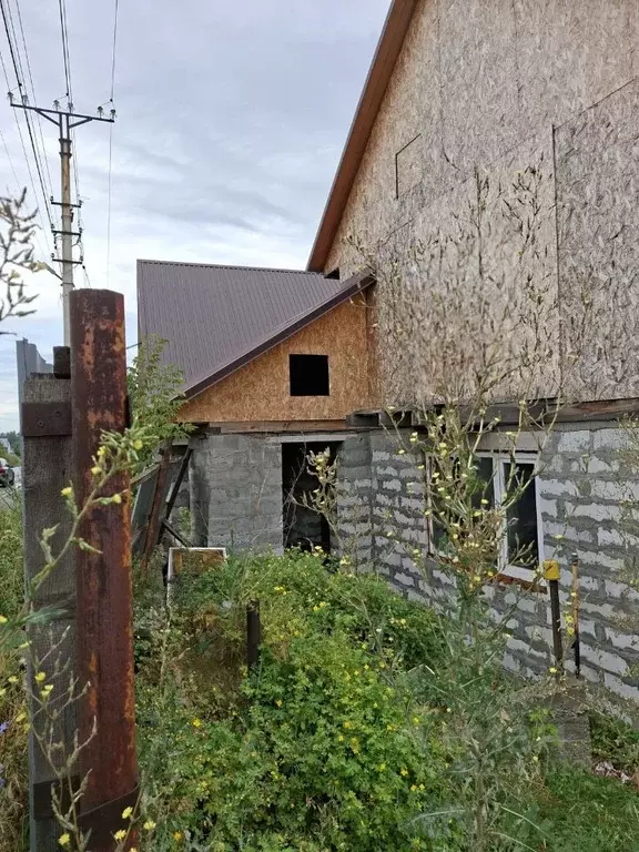 Дом в Алтайский край, Новоалтайск Коммунистическая ул., 60 (120 м) - Фото 1