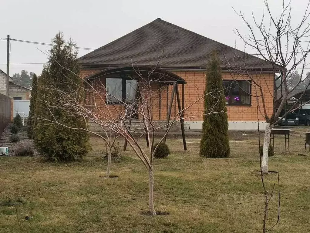 Коттедж в Белгородская область, Старооскольский городской округ, с. ... - Фото 1