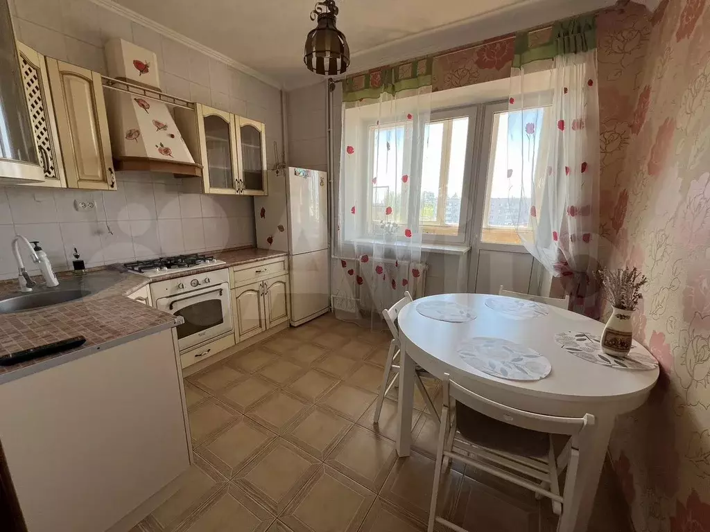 1-к. квартира, 45 м, 6/10 эт. - Фото 1