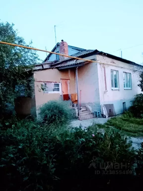 Коттедж в Саратовская область, Бартоломеевский хут. ул. Рабочая, 7 (92 ... - Фото 1