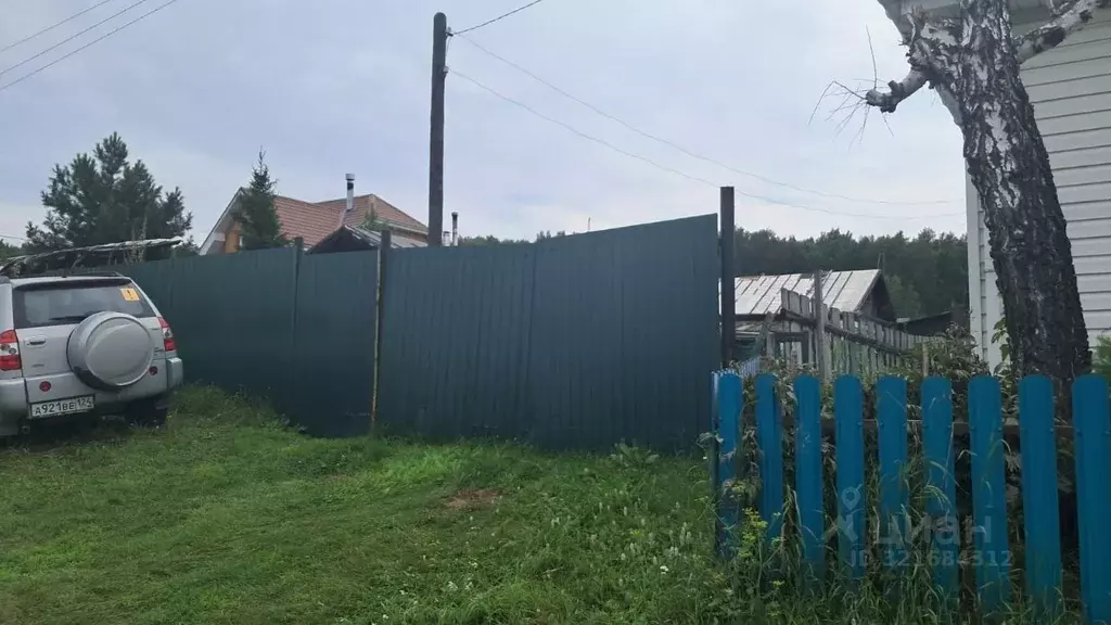 Дом в Красноярский край, Большемуртинско-Сухобузимский округ, с. ... - Фото 1