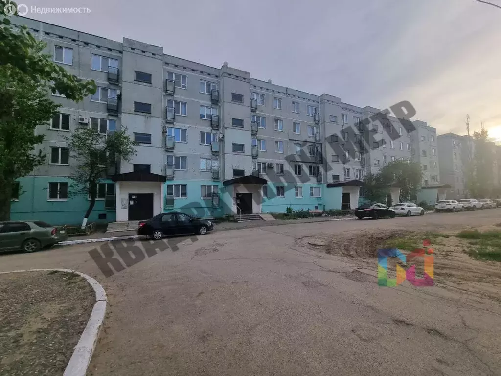 3-комнатная квартира: Элиста, 8-й микрорайон, 54 (67.2 м) - Фото 0