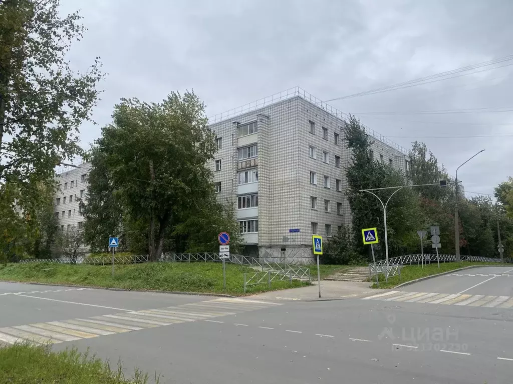 4-к кв. Коми, Сыктывкар ул. Красных Партизан, 57 (74.4 м) - Фото 0
