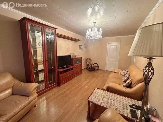 3-комнатная квартира: Мурманск, улица Шмидта, 1к3 (60 м) - Фото 0