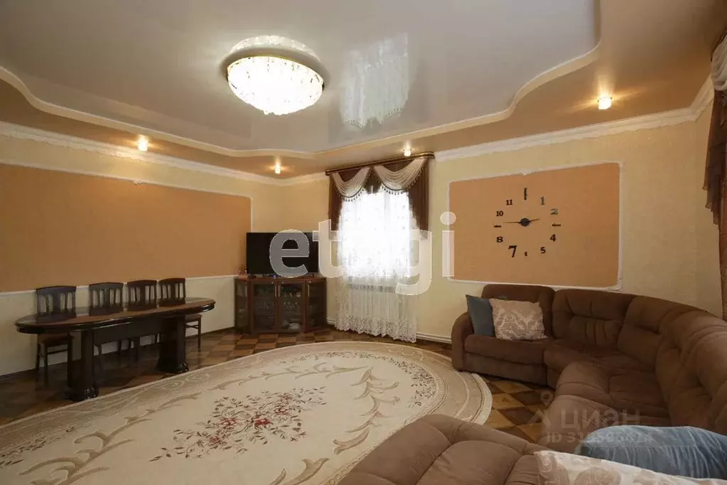Дом в Башкортостан, Уфимский район, Зубовский сельсовет, с. ... - Фото 0