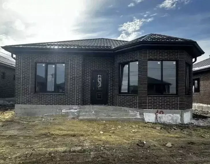 Дом в Невинномысск, улица Менделеева (125 м) - Фото 1