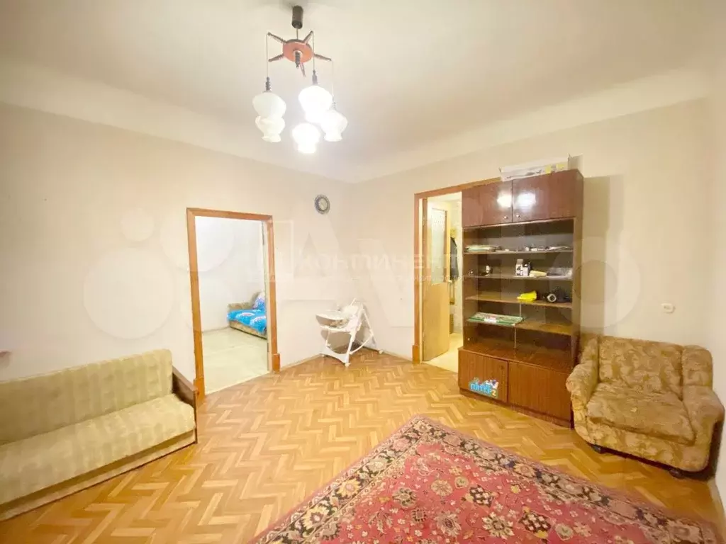 2-к. квартира, 56,3 м, 2/4 эт. - Фото 0
