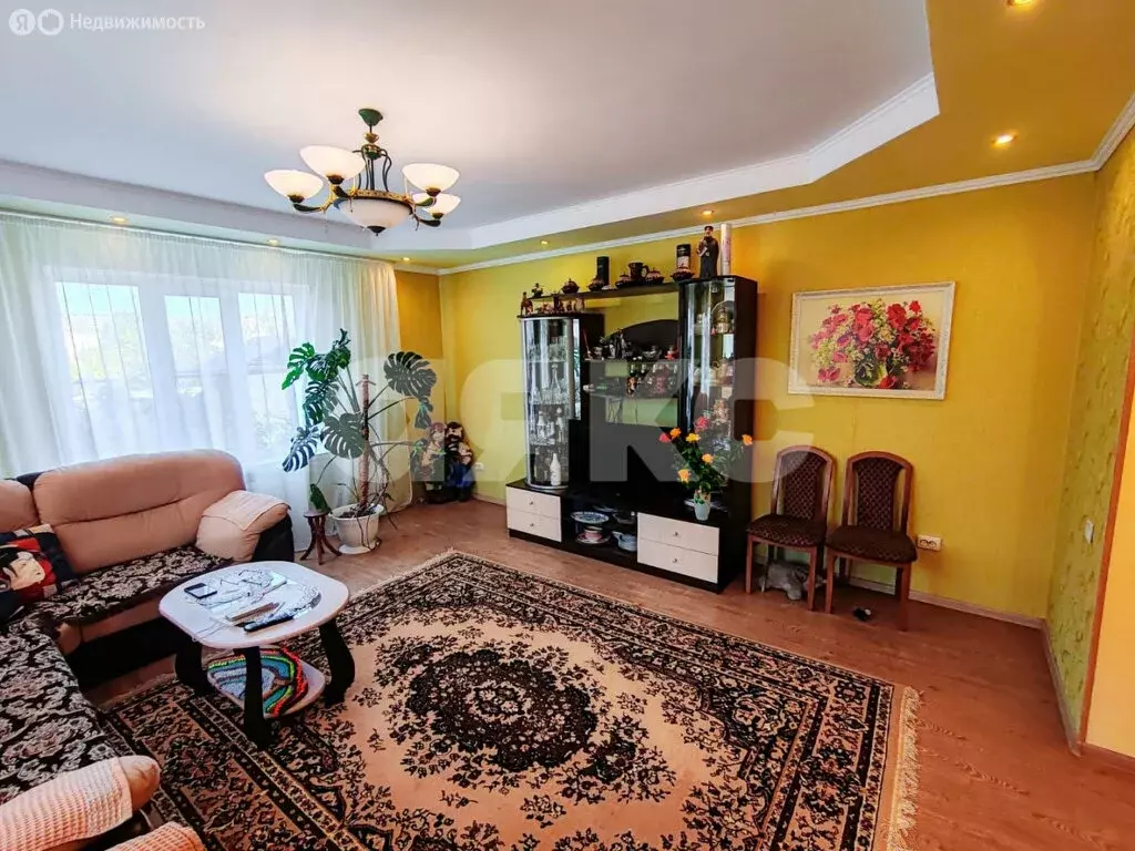 Дом в станица Тамань, улица Карла Маркса (355 м) - Фото 1