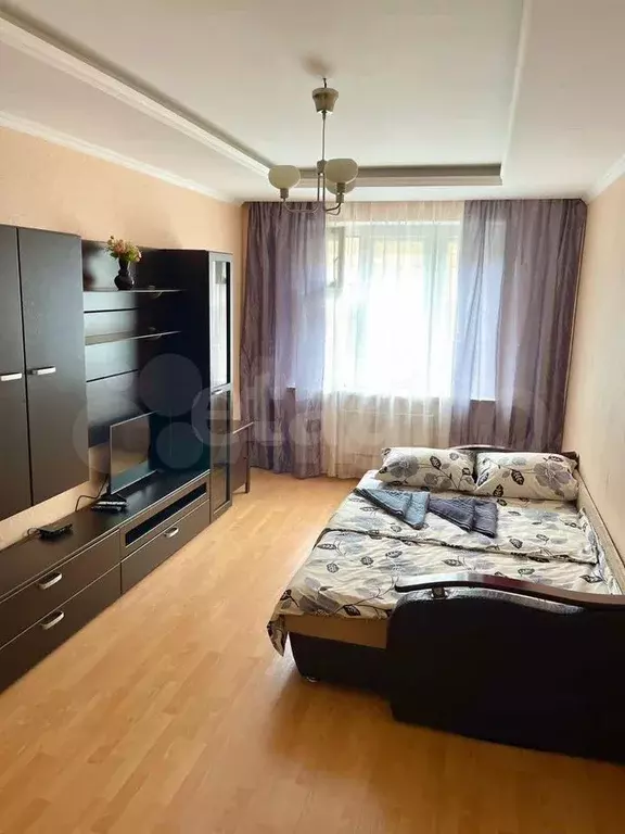 1-к. квартира, 40 м, 4/10 эт. - Фото 0