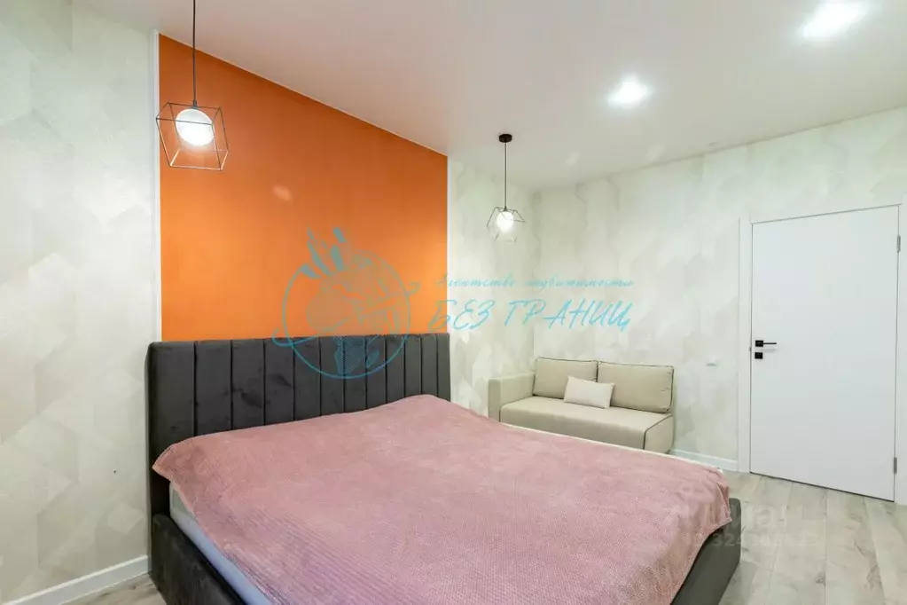 3-к кв. Свердловская область, Екатеринбург ул. Николая Островского, 2 ... - Фото 1