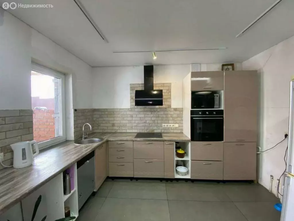 Дом в Старый Оскол, Преображенская улица, 4 (110 м) - Фото 1
