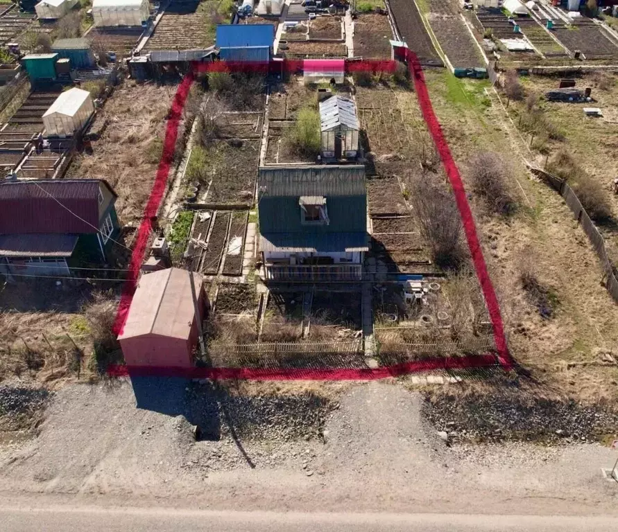 Дом в Хабаровский край, Комсомольск-на-Амуре Металлург-1 СНТ, 1-я ... - Фото 1
