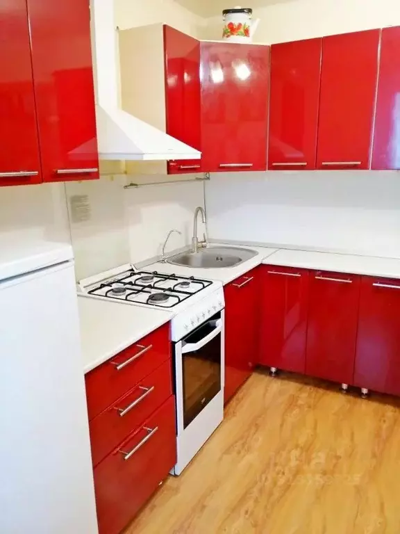 2-к кв. Башкортостан, Уфа ул. Юрия Гагарина, 3 (50.0 м) - Фото 0