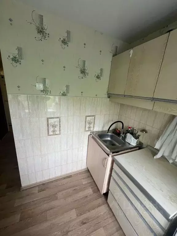 3-к кв. Кемеровская область, Новокузнецк ул. Климасенко, 9/2 (60.4 м) - Фото 0