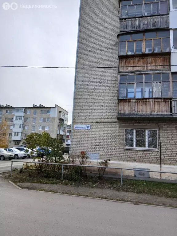 2-комнатная квартира: Каменск-Уральский, микрорайон Октябрьский, улица ... - Фото 0